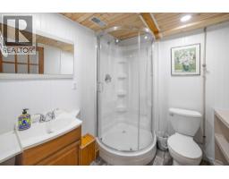 960 Monrose Road, Wynndel, BC V0B2N2 Photo 22