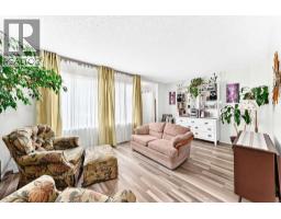 755 Kingsmere Crescent SW - photo 7