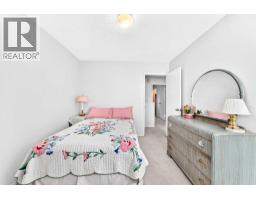 755 Kingsmere Crescent SW - photo 15