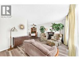 755 Kingsmere Crescent SW - photo 5