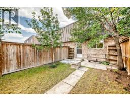 755 Kingsmere Crescent SW - photo 24