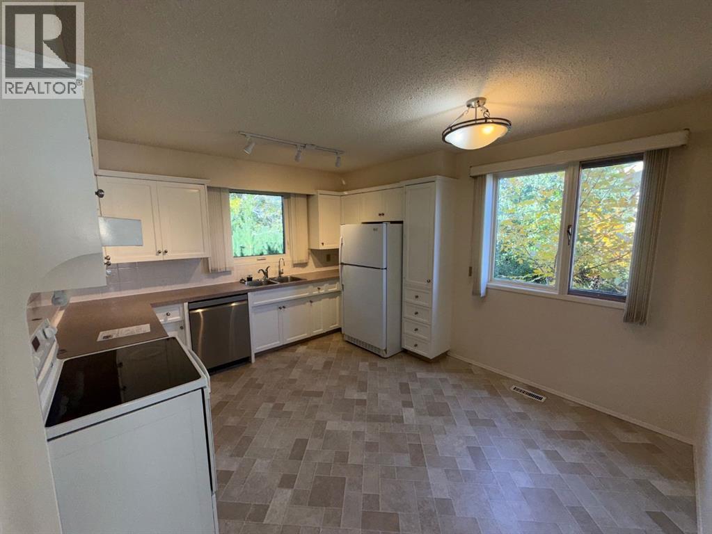 25 Nevada Place W - 13