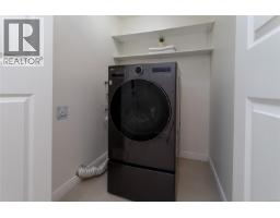 201 2520 Wark St, Victoria, BC V8T5G6 Photo 27
