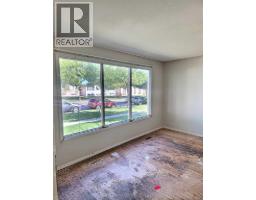 50 Jerry Potts Boulevard W - photo 2