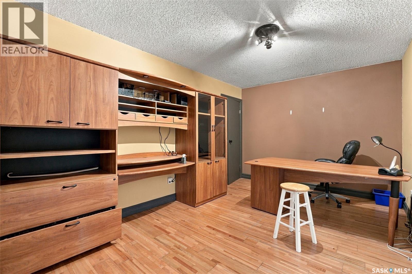 208 Main STREET W, Warman — photo 25