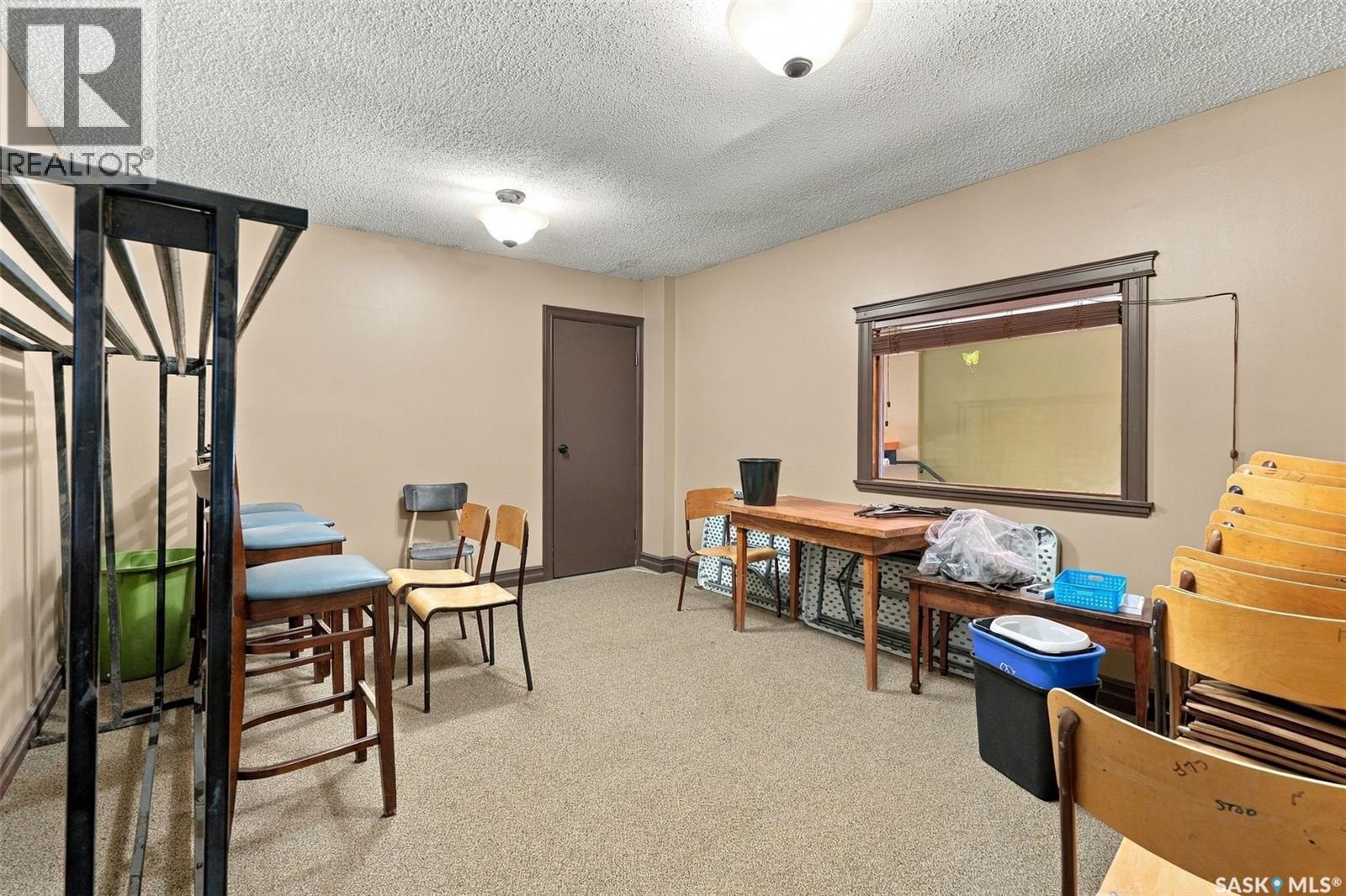 208 Main STREET W, Warman — photo 22