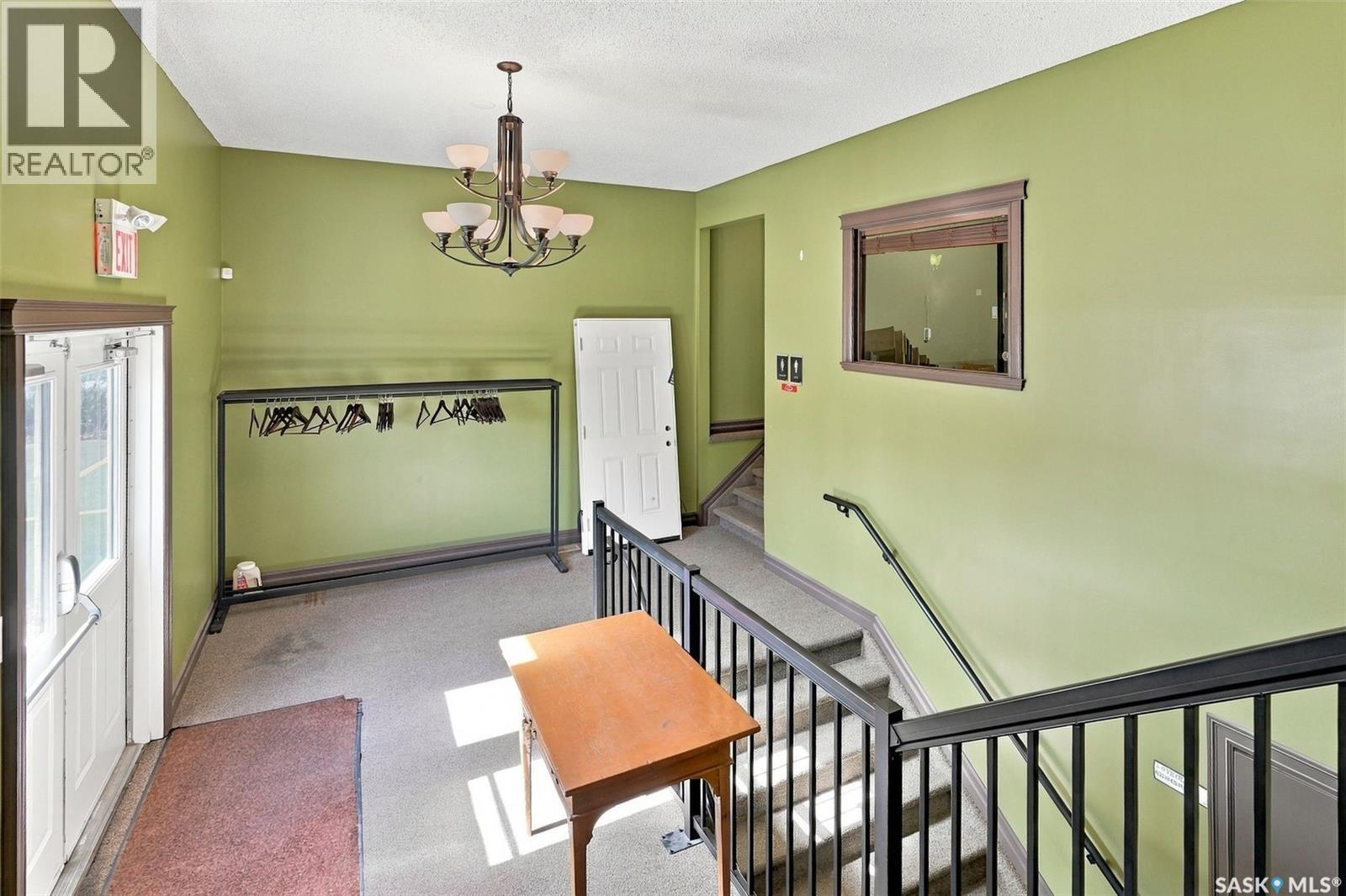 208 Main STREET W, Warman — photo 16