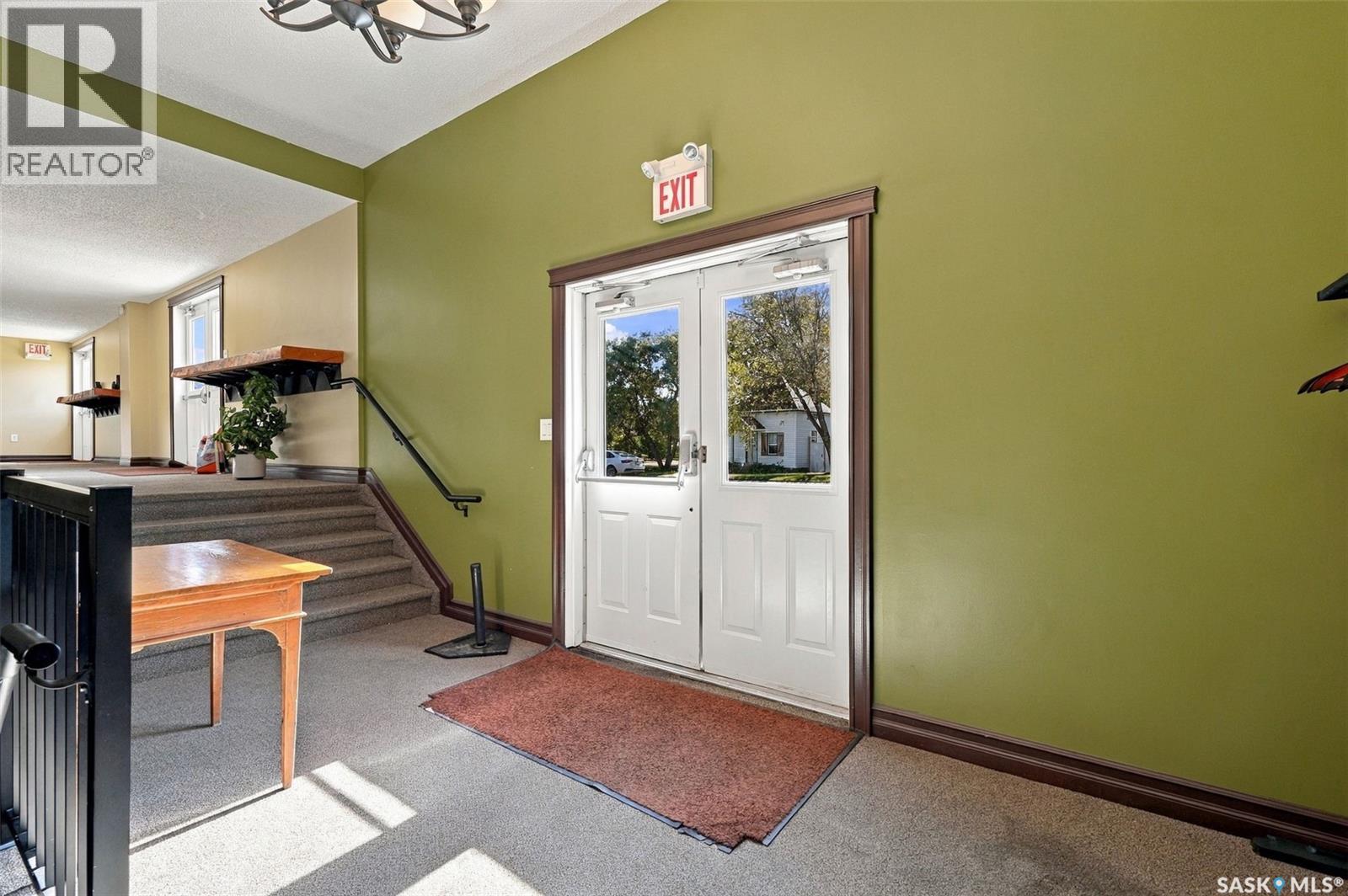208 Main STREET W, Warman — photo 3