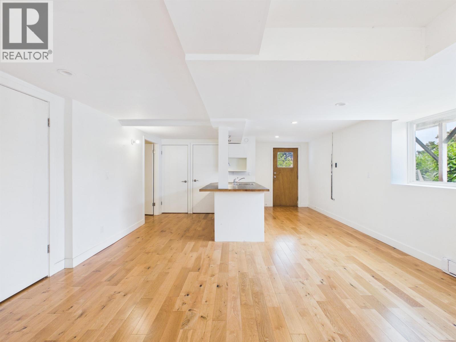 Photo of 408 ALLEN DRIVE 21