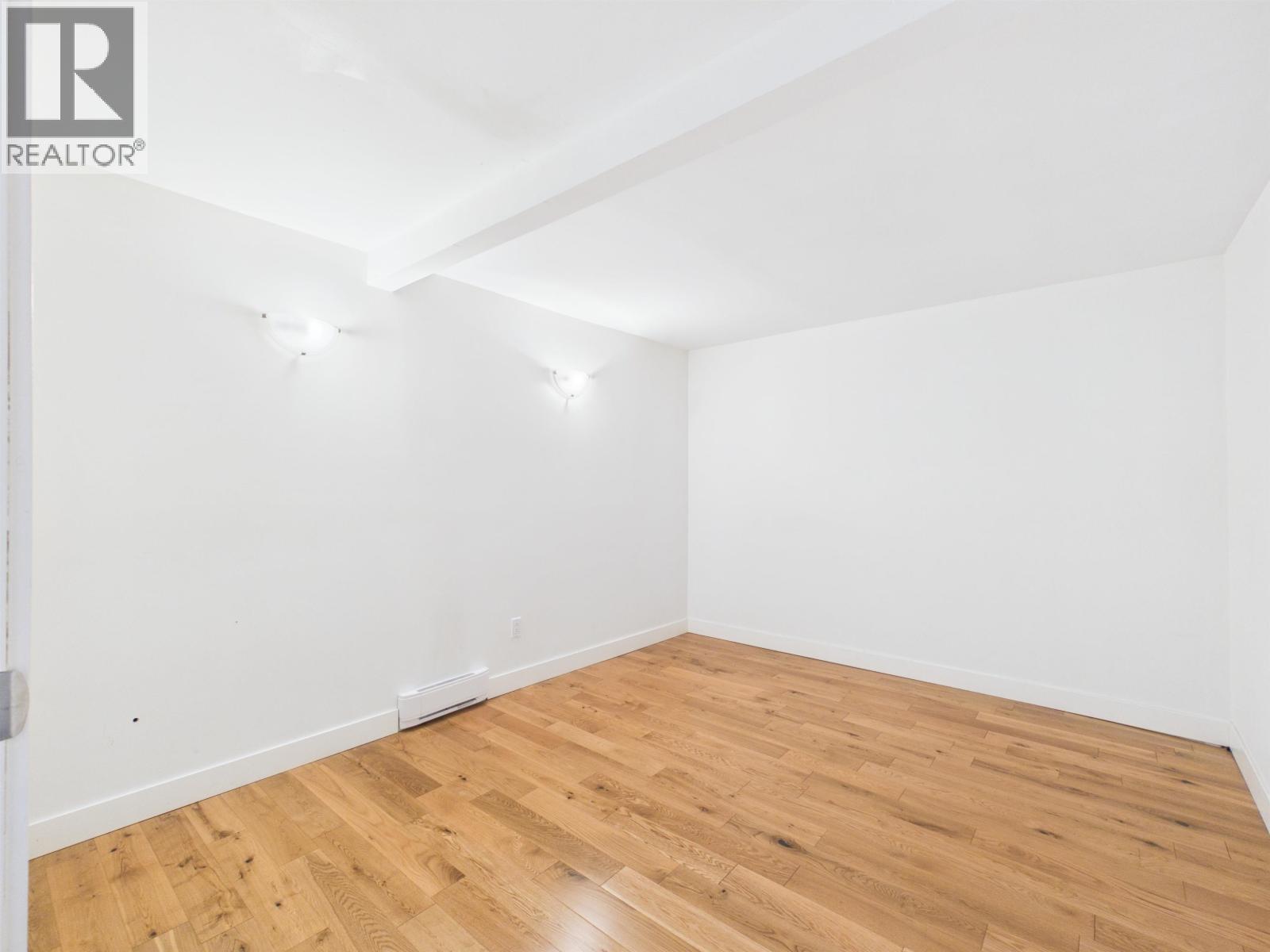 Photo of 408 ALLEN DRIVE 25