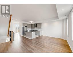 221 Harding Park Street, Newmarket, ON L3Y0E3 Photo 12