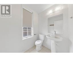 221 Harding Park Street, Newmarket, ON L3Y0E3 Photo 24