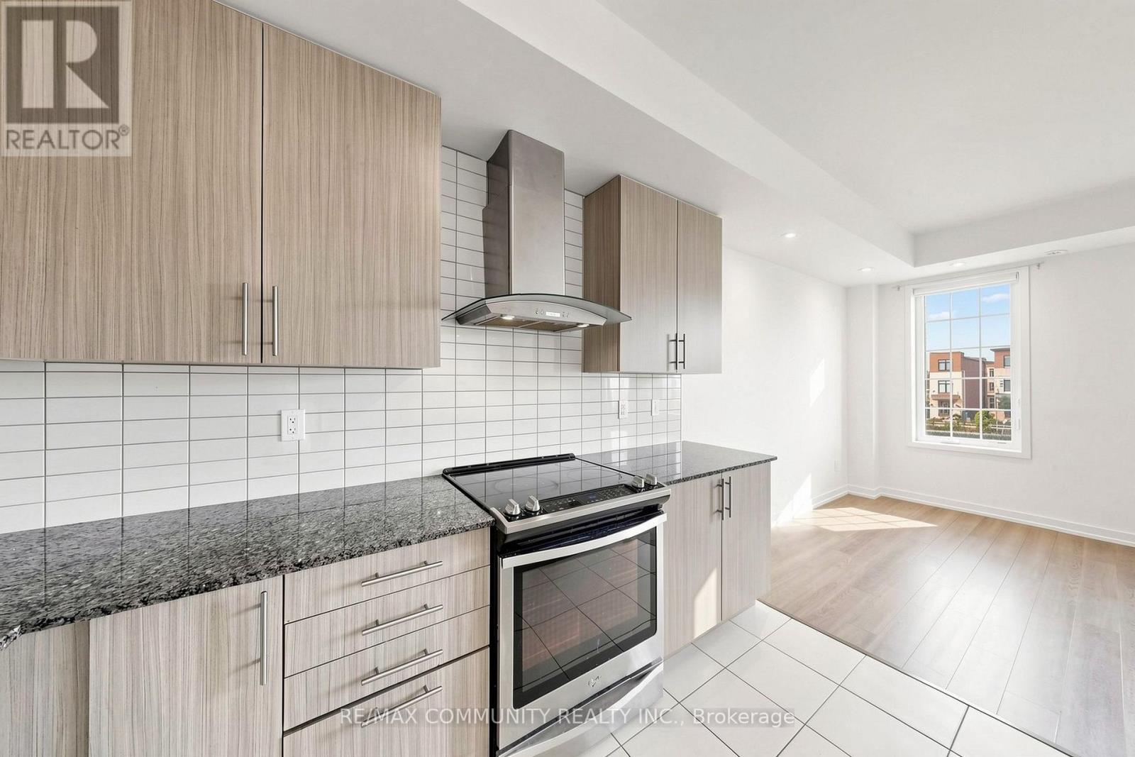 221 HARDING PARK STREET - 19