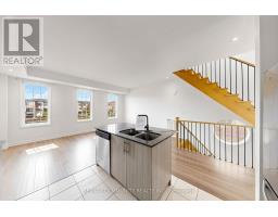 221 Harding Park Street, Newmarket, ON L3Y0E3 Photo 20