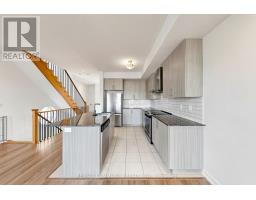 221 Harding Park Street, Newmarket, ON L3Y0E3 Photo 16