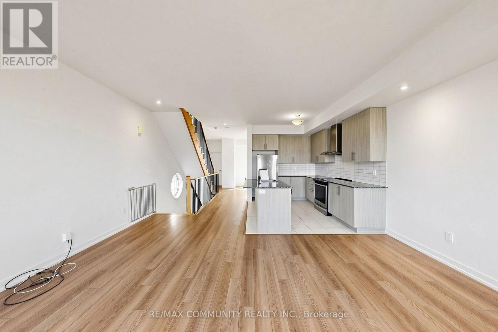 221 HARDING PARK STREET - 13