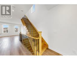 221 Harding Park Street, Newmarket, ON L3Y0E3 Photo 26