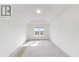 221 Harding Park Street, Newmarket, ON L3Y0E3 Photo 27
