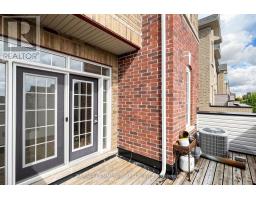 221 Harding Park Street, Newmarket, ON L3Y0E3 Photo 34