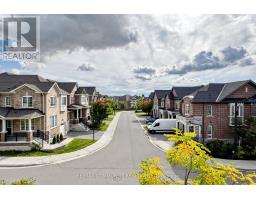 221 Harding Park Street, Newmarket, ON L3Y0E3 Photo 36