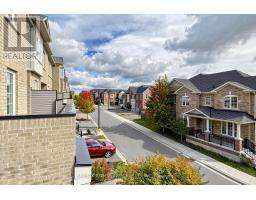 221 Harding Park Street, Newmarket, ON L3Y0E3 Photo 38