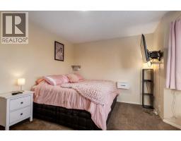 142 Springbank Crescent Sw, Calgary, AB T3H3S6 Photo 25