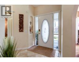 Laundry room - 142 Springbank Crescent Sw, Calgary, AB T3H3S6 Photo 6