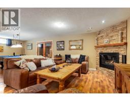 142 Springbank Crescent Sw, Calgary, AB T3H3S6 Photo 33