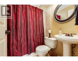 142 Springbank Crescent Sw, Calgary, AB T3H3S6 Photo 39