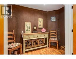 142 Springbank Crescent Sw, Calgary, AB T3H3S6 Photo 37