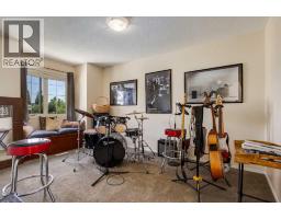 142 Springbank Crescent Sw, Calgary, AB T3H3S6 Photo 28