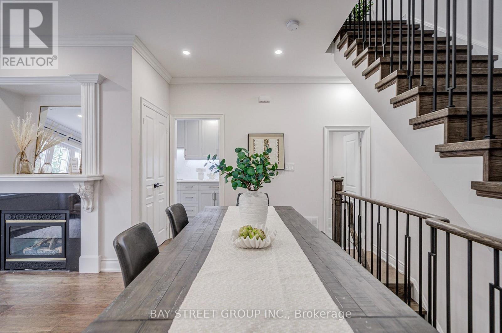 #105 11 EVERSON DRIVE - 16