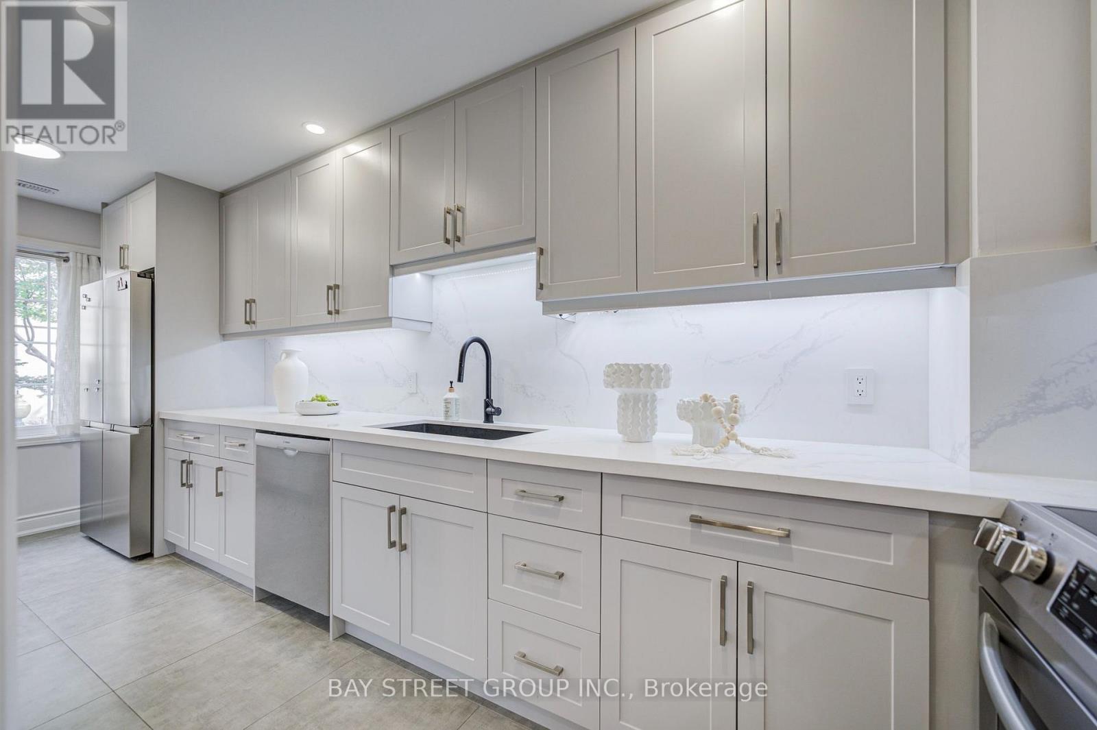 105- 11 Everson Drive, Toronto, ON photo 20