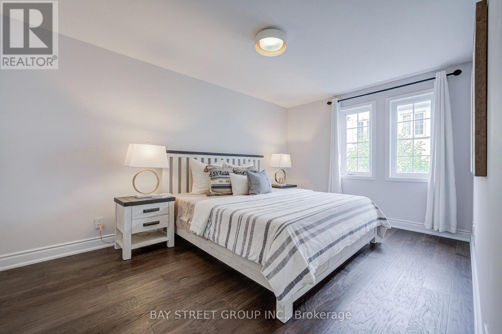 #105 11 EVERSON DRIVE - 32