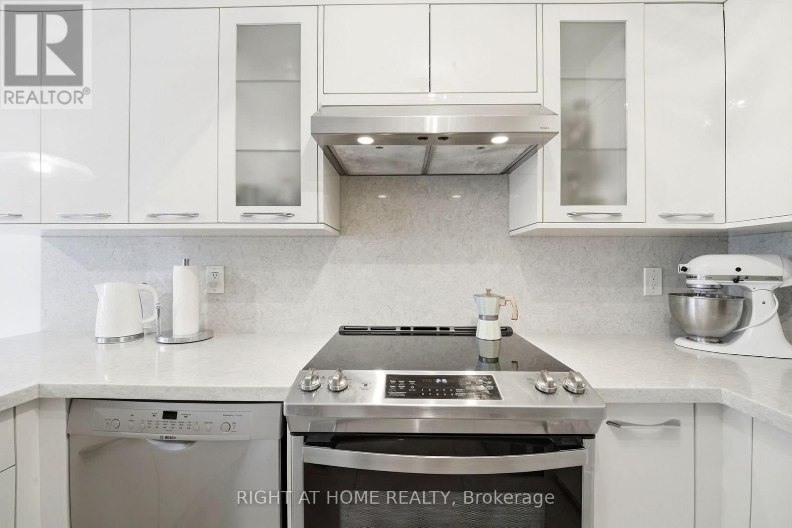2 - 23 WEST DEANE PARK DRIVE, Toronto (Eringate-Centennial-West Deane) — photo 11