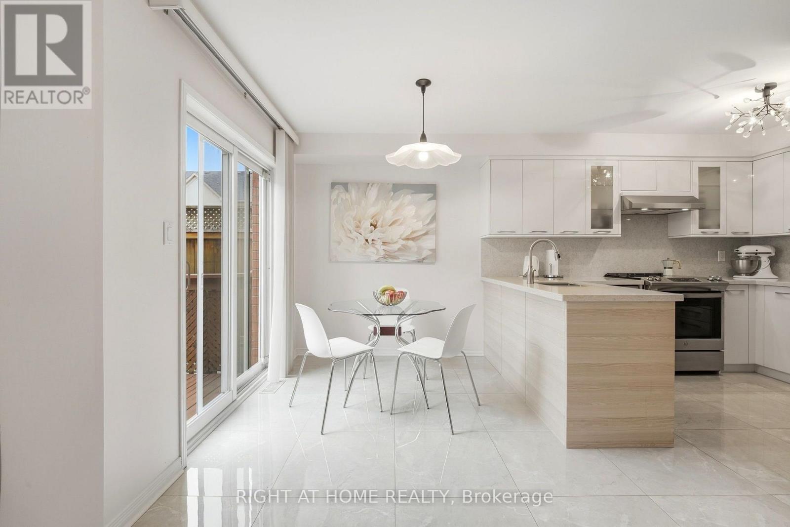2 - 23 WEST DEANE PARK DRIVE, Toronto (Eringate-Centennial-West Deane) — photo 9