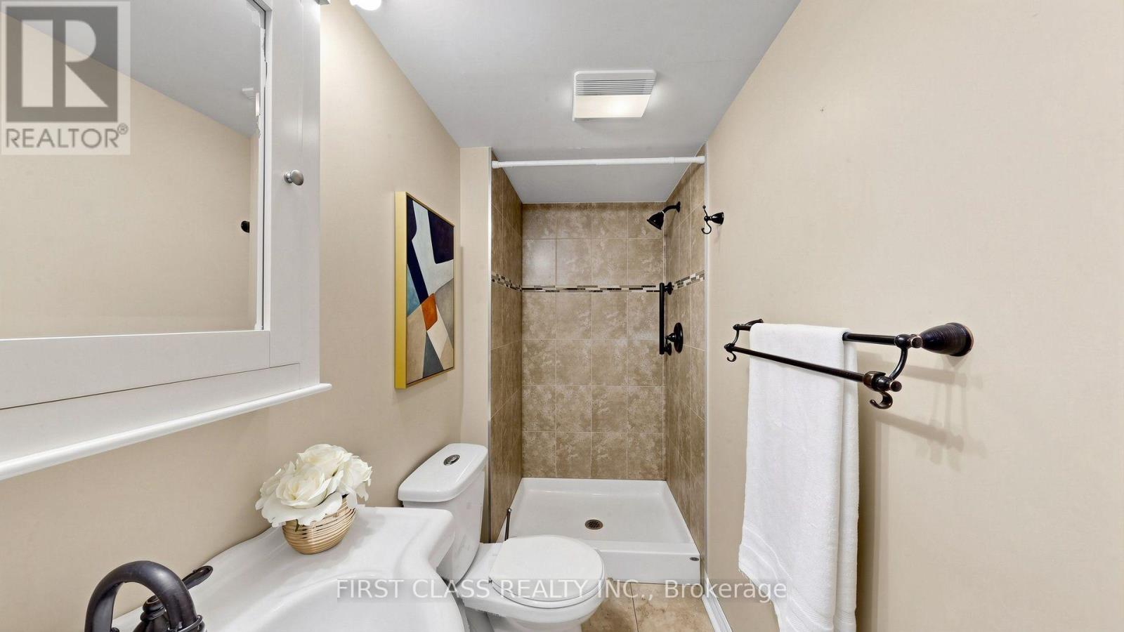 34 MAYBERRY COURT - 40