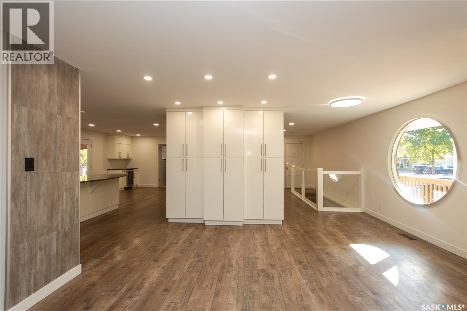 10710 Meighen CRESCENT - 4