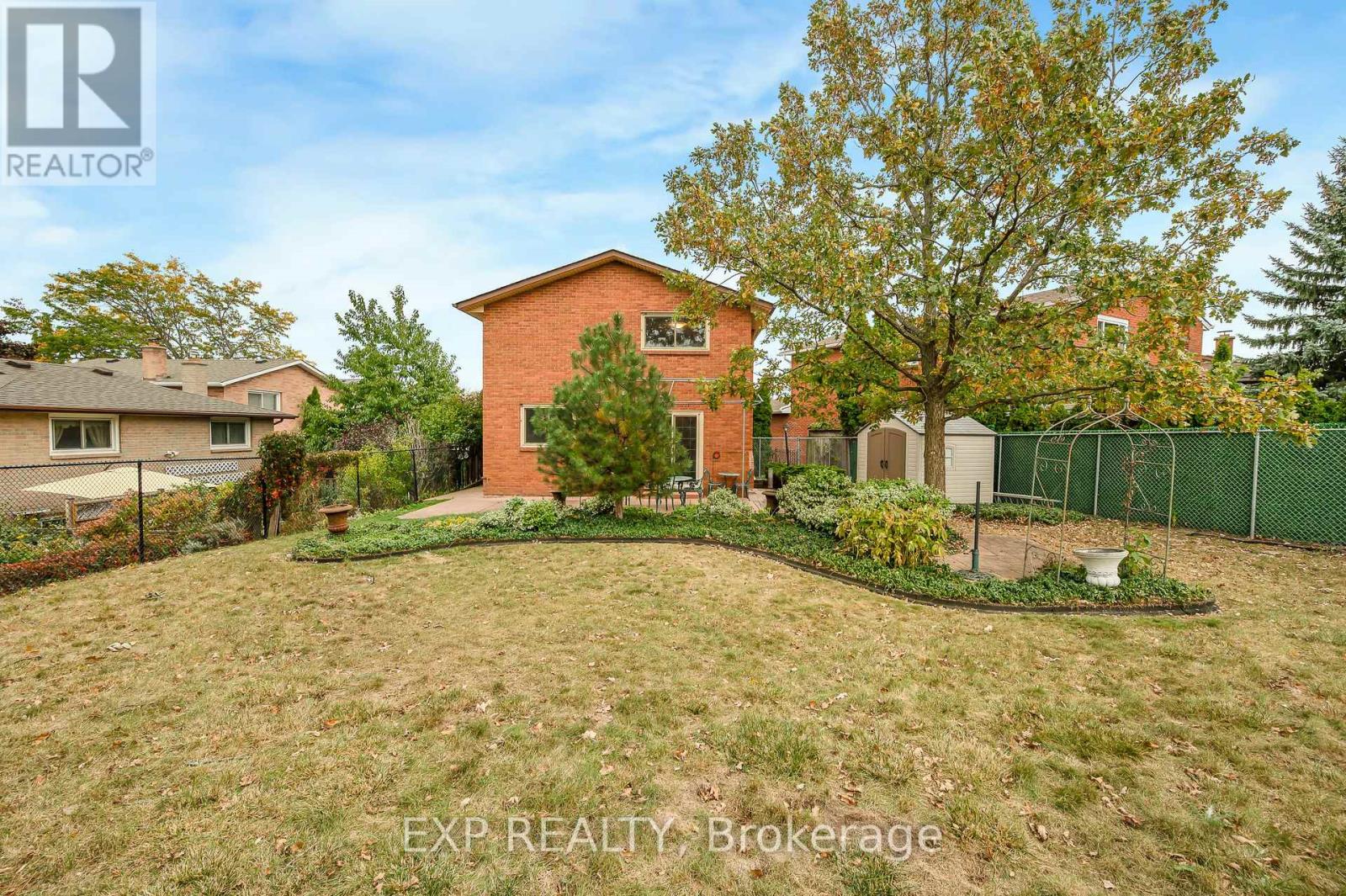 10 Donegel Place — photo 41
