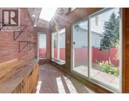 936 Mapledale Place SE - photo 39