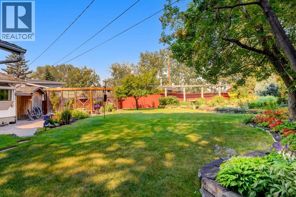 936 Mapledale Place SE - 6