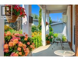 936 Mapledale Place SE - photo 4