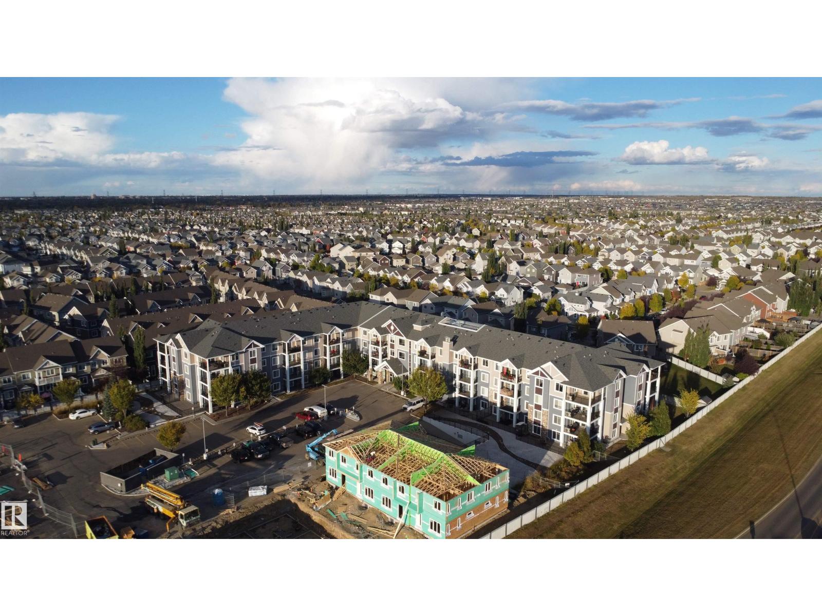 #116 4008 SAVARYN DR SW - 29