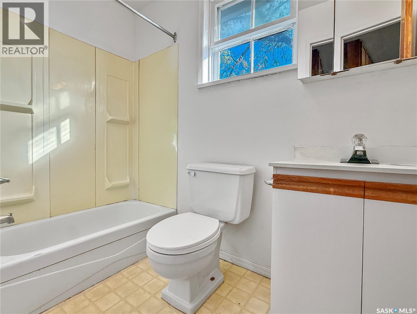 206 6th AVENUE NW - 13
