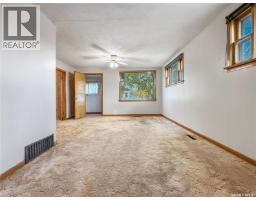 206 6th Avenue Nw, Swift Current, SK S9H0X8 Photo 10
