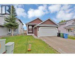 157 Saratoga Close NE - photo 3