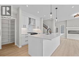 5pc Bathroom - 129 Walgrove Bay Se, Calgary, AB T2X4Y7 Photo 8