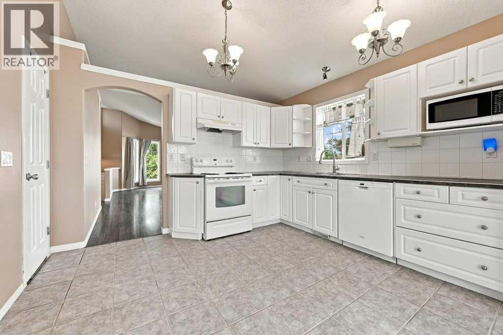 242 Springs Place SE, Airdrie, Alberta, T4A2E1 — thumbnail 5