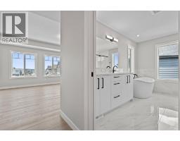 129 Walgrove Bay Se, Calgary, AB T2X4Y7 Photo 27