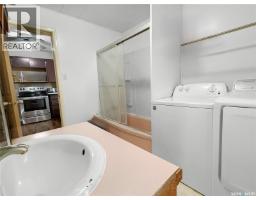 24 14th Avenue Se, Swift Current, SK S9H3S2 Photo 9